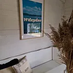 Wdzydze Nad Jeziorem Hébergement de vacances *