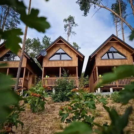 Wdzydze Nad Jeziorem Сasa de vacaciones *