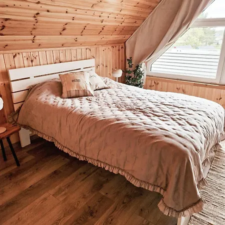 Wdzydze Nad Jeziorem Dom wakacyjny