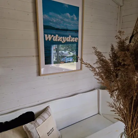 Wdzydze Nad Jeziorem Сasa de vacaciones *
