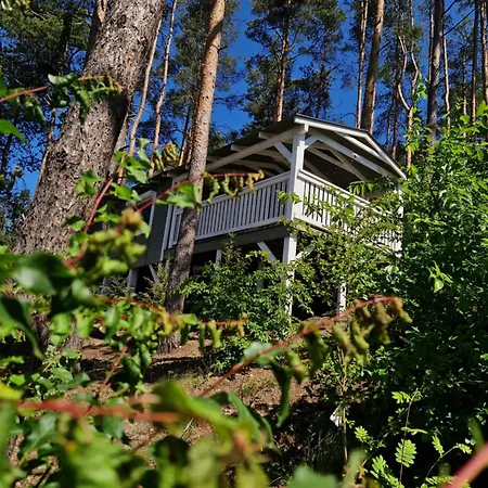 Wdzydze Nad Jeziorem Dom wakacyjny *