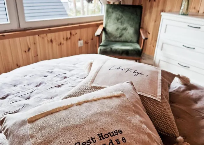 Wdzydze Nad Jeziorem Semesterbostad