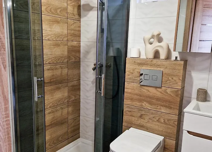 Wdzydze Nad Jeziorem Semesterbostad Wdzydze Kiszewskie