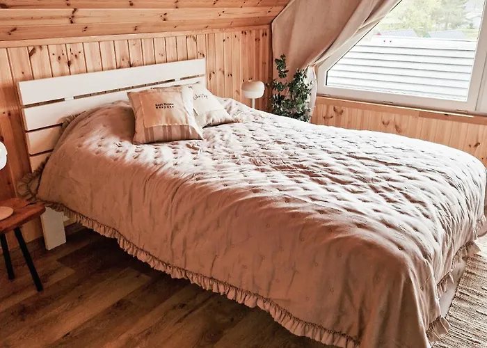 Wdzydze Nad Jeziorem Semesterbostad