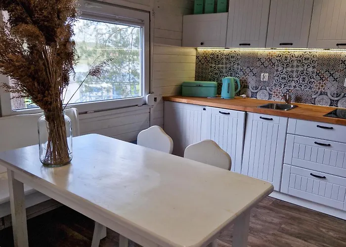 Wdzydze Nad Jeziorem Semesterbostad Wdzydze Kiszewskie