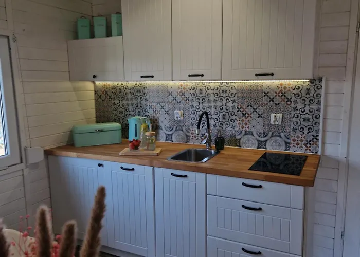 Wdzydze Nad Jeziorem Wdzydze Kiszewskie