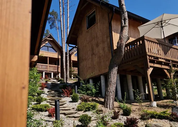 Wdzydze Nad Jeziorem Semesterbostad Wdzydze Kiszewskie